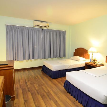 Ranong Garden Hotel Buitenkant foto